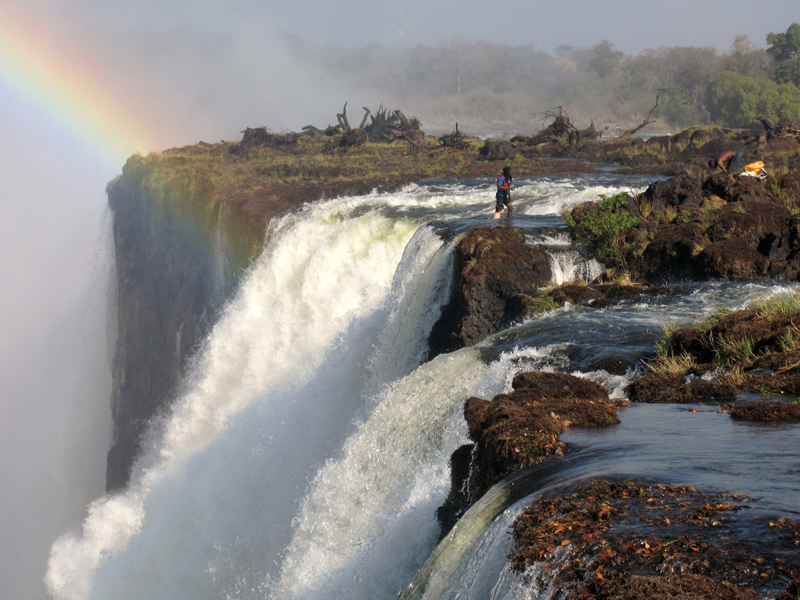 Экскурсия на остров Ливингстон и купание в «ванной дьявола»